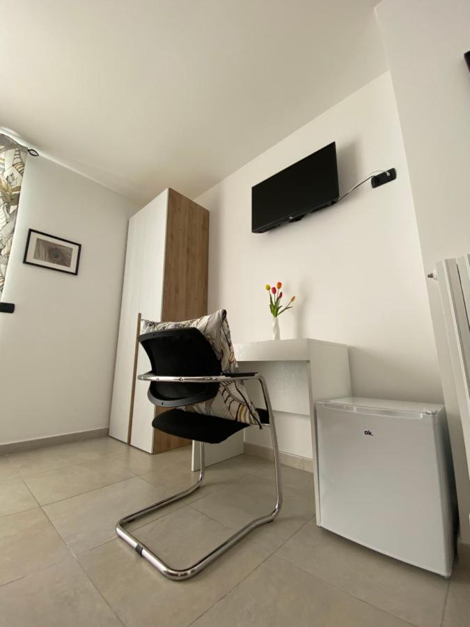 Poggiofranco Apartaments Бари Экстерьер фото
